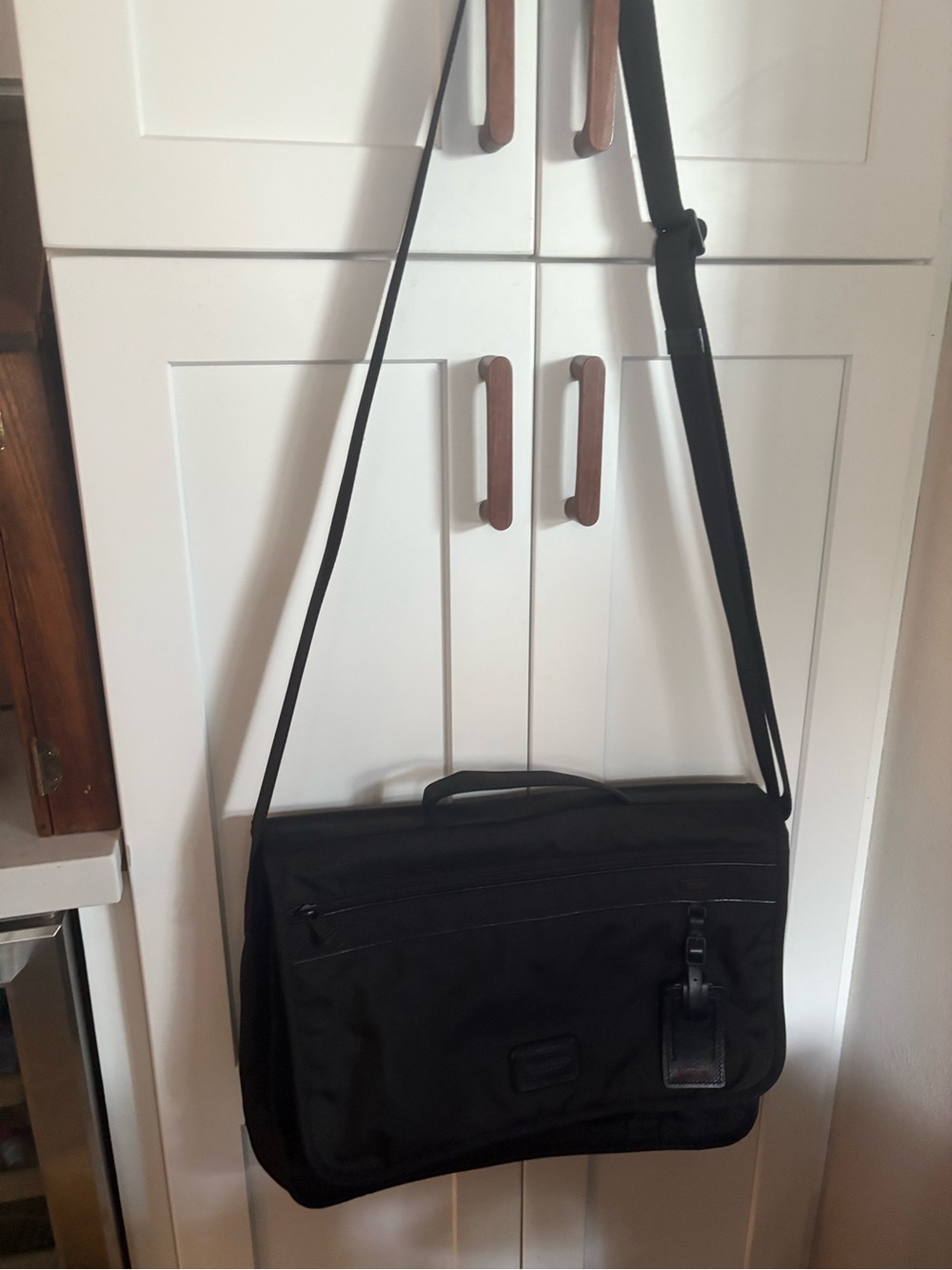Tumi Black Men's Messenger Bag with Adjustable Strap NWOT